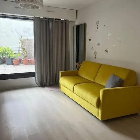 Appartamento Cosy With Terrace