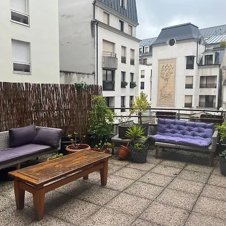 Cosy With Terrace Appartamento